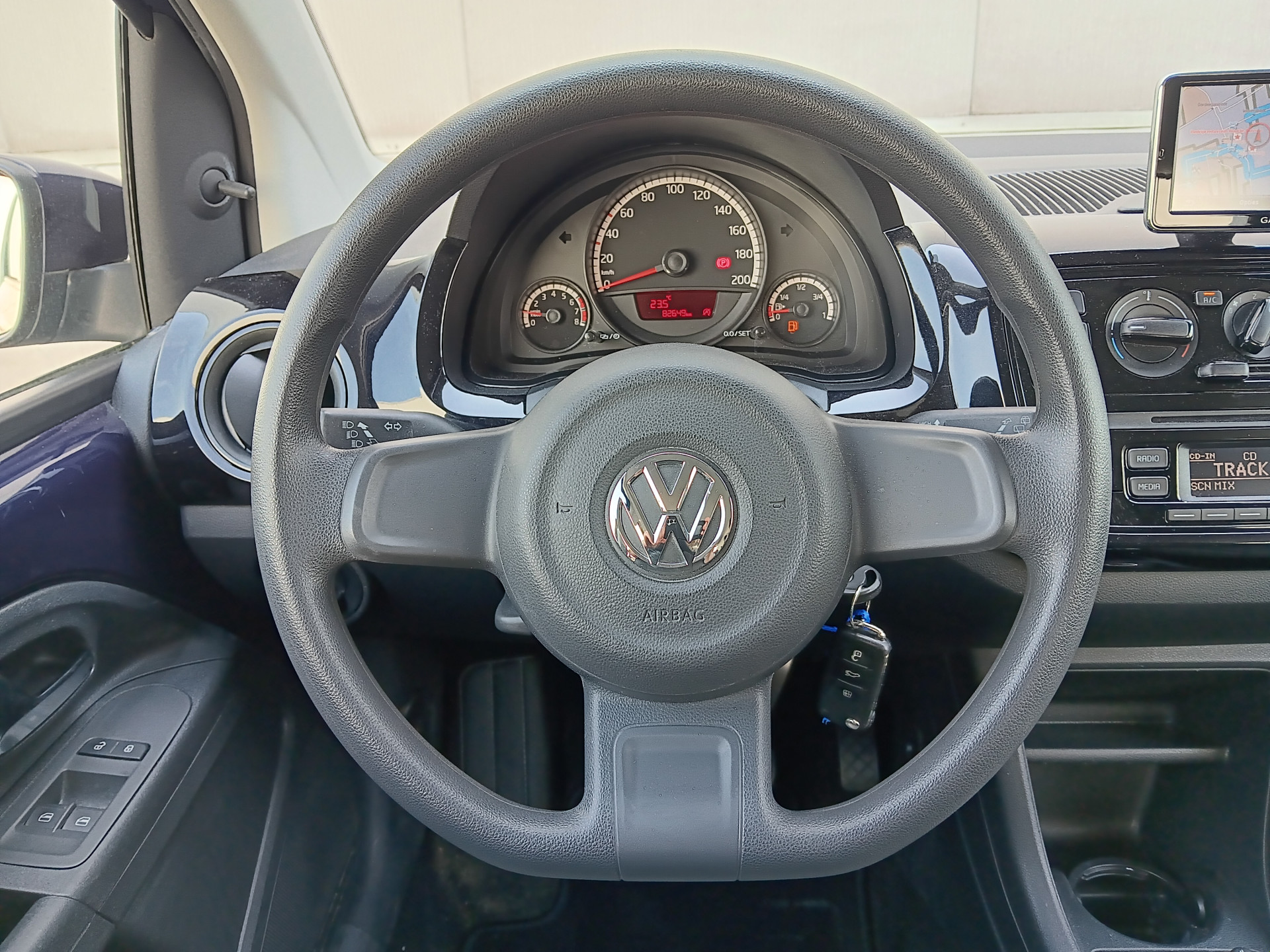 44677677-12.jpg