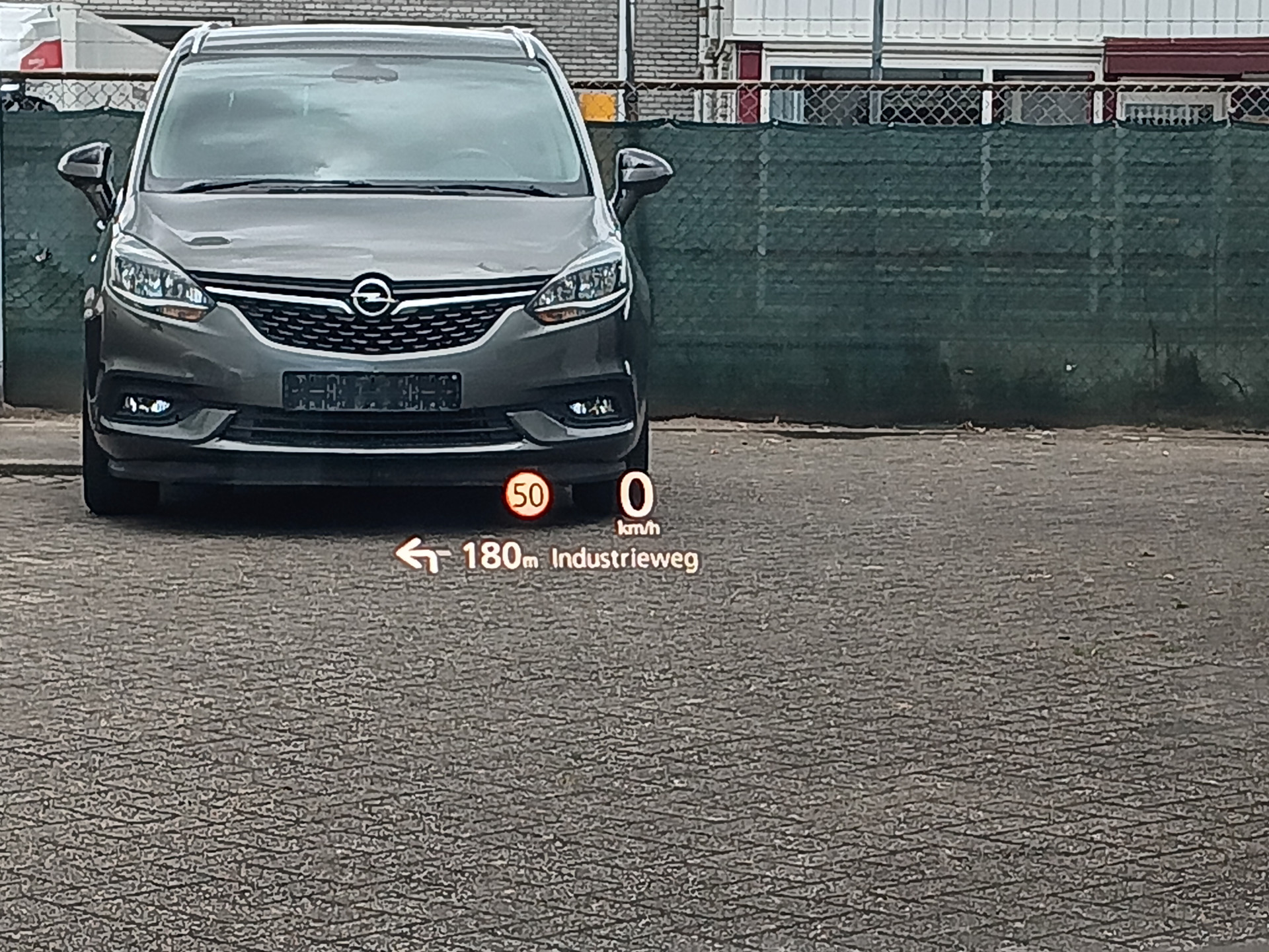 46518112-18.jpg